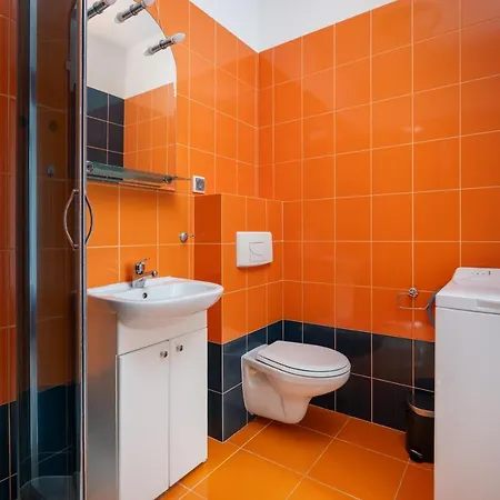 Obrzezna Standard By Bookinghost